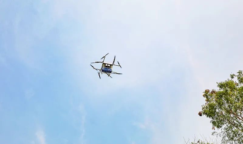 空中送血首飞成功！深圳市首条无人机血液运输航线正式开通