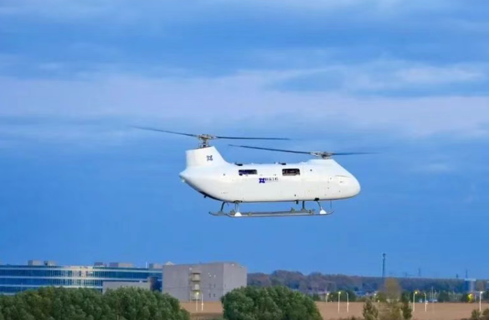 联合飞机“铂影 T1400”大载重纵列式无人直升机首航成功